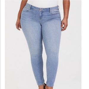 Luxe Skinny Jeans